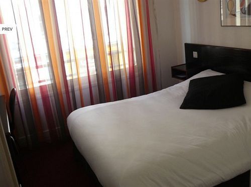 Victor Hugo Hotel 2*